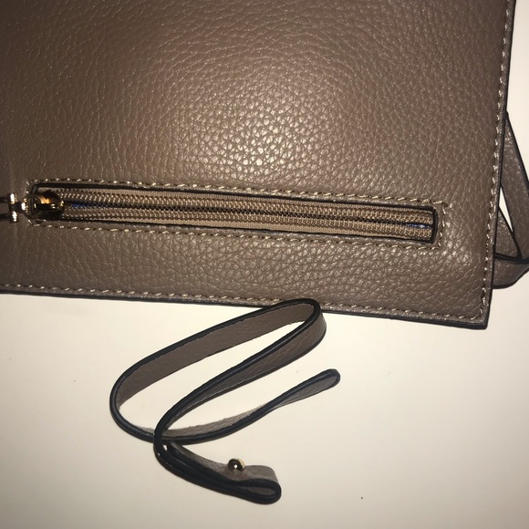 taupe faux leather wristlet - Picture 3 of 3